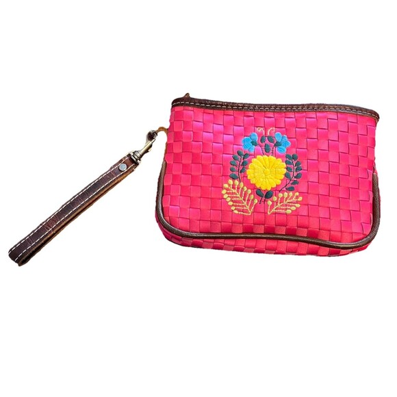 Consuela Pink Woven Large Wristlet Clutch Brown Leather Trim Embroidered Floral - Picture 1 of 6